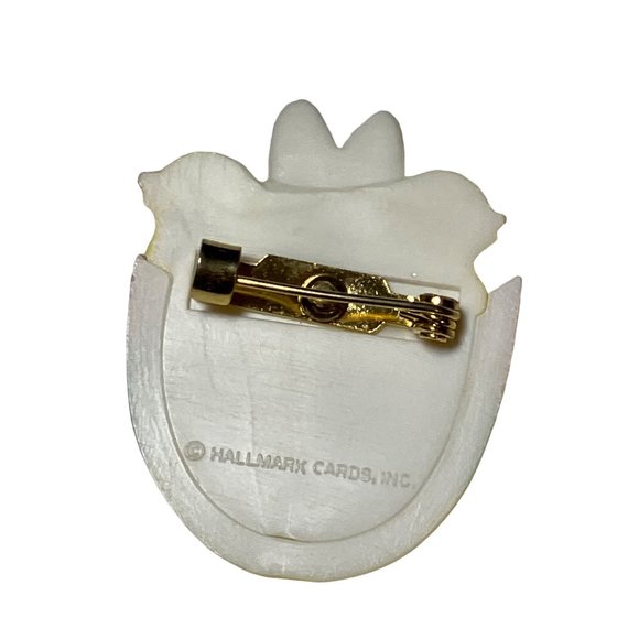 Hallmark Happy Easter Plastic Lapel Pin - Picture 5 of 6